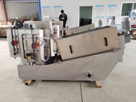 kupować Mały odcisk automatyczny śruby prasowe Sludge Dewatering Machine Multi Disc Screw Press online manufacture